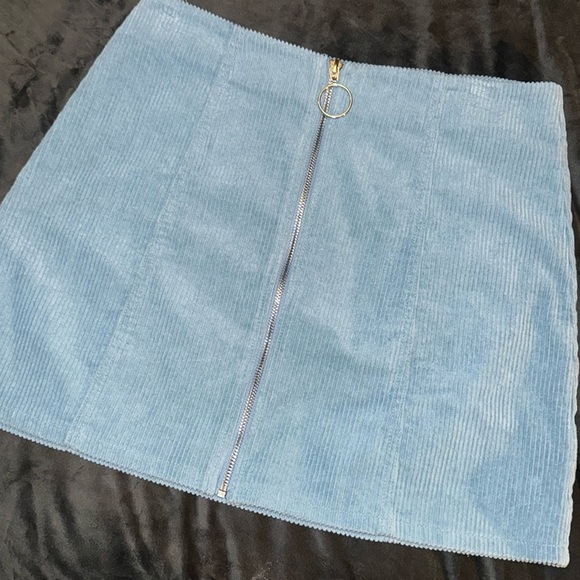 Chloe & Katie Dresses & Skirts - Chloe & Katie Short Blue Corduroy Skirt - Size Large
